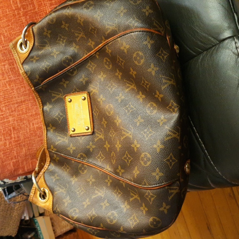 Louis Vuitton Galleria PM